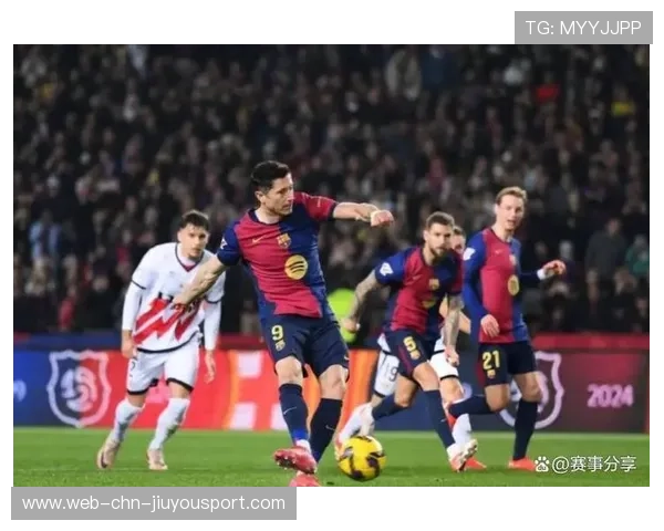 巴萨拉菲尼亚斜传助攻佩德里建功